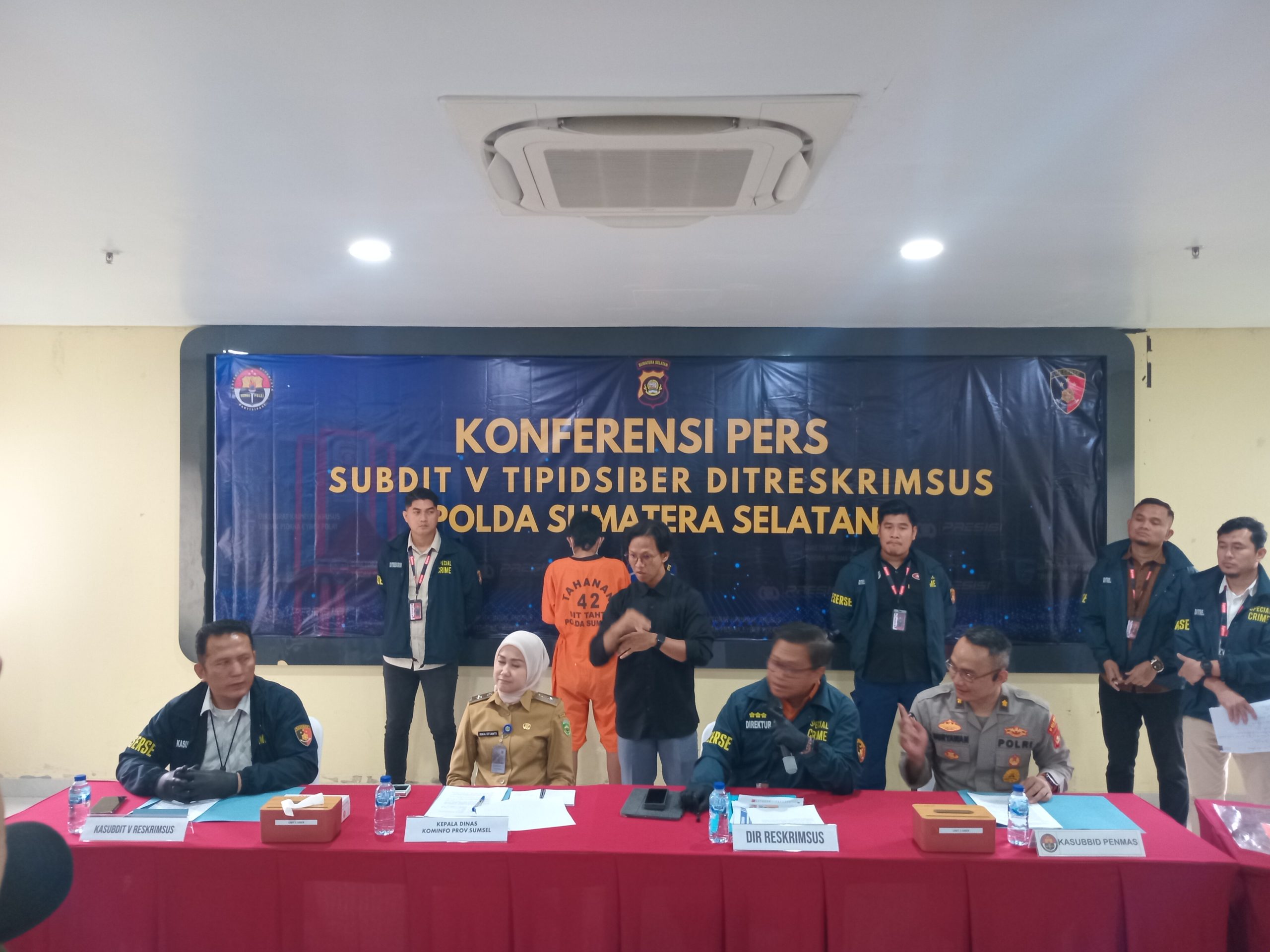 Ditreskrimsus Polda Sumsel Berhasil Meringkus Seorang Pria Yang Diduga Menghasut Dan Menyebarkan Ujaran Kebencian Melalui Medsos