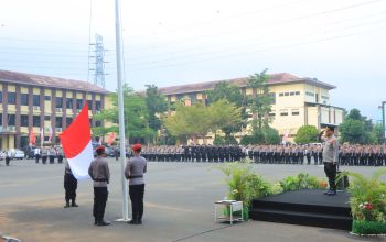 Polda Lampung  Gelar Upacara Peringatan  Hari Olahraga Nasional ke  – 42  Tahun 2025