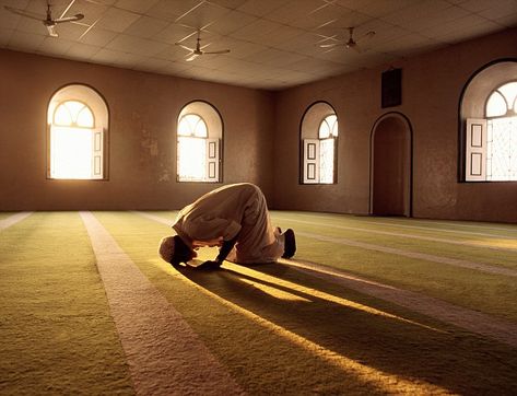 Khutbah Jumat: Meraih Surga dengan Akhlak yang Mulia