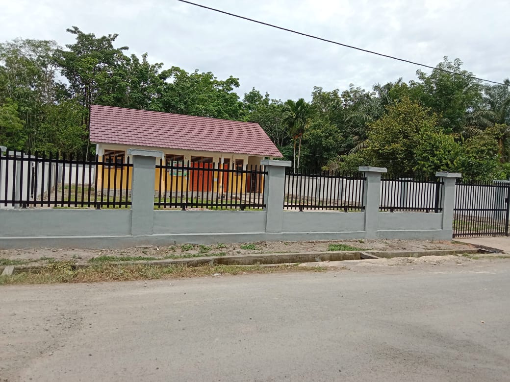 Tingkatkan Mutu Pendidikan, Pemerintah Desa Karang Tanding Bangun Gedung Pendidikan Kelompok Bermain (KB) Anak
