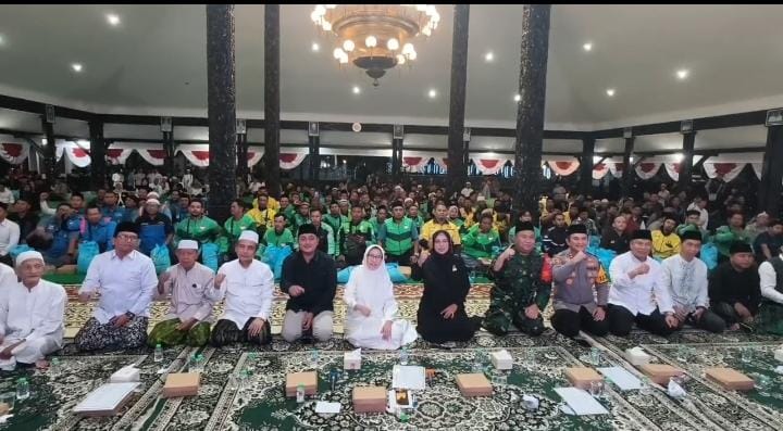 Lumajang Bersatu dalam doa untuk Affan : Solidaritas Warga , Refleksi Kebangsaan 
