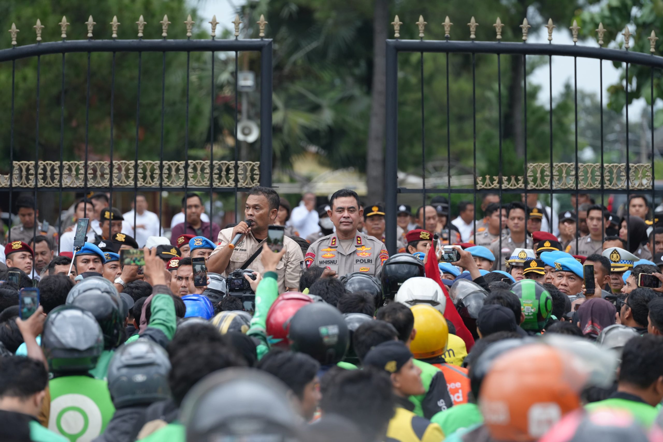 Polri untuk Masyarakat: Kapolda Sumut Tekankan Profesionalitas dan Pengabdian Humanis