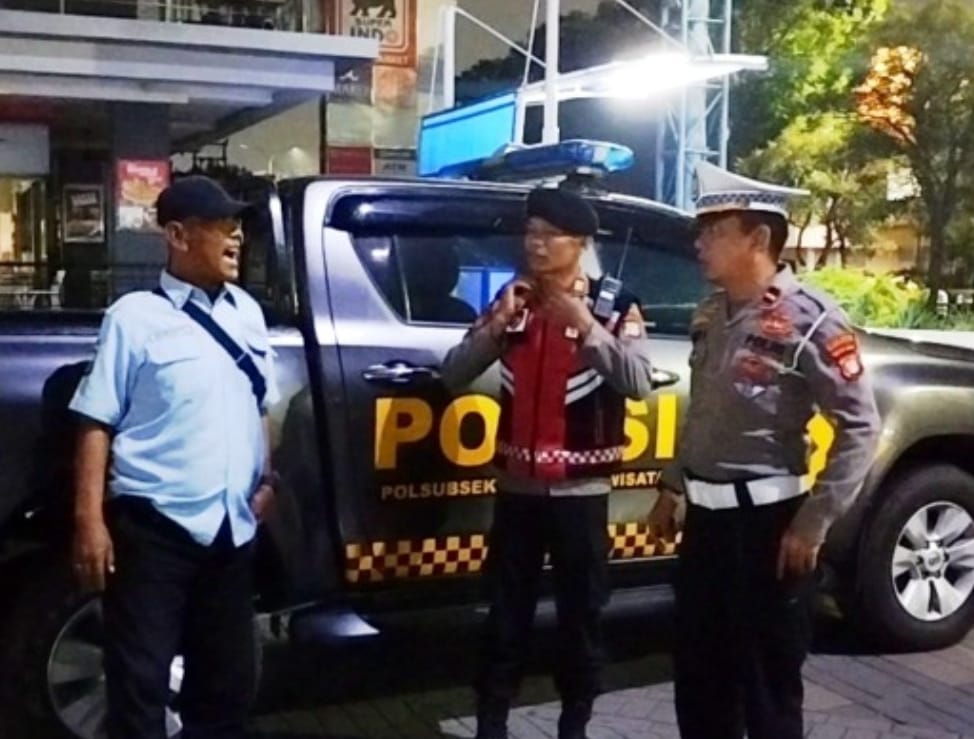Pimpin Patroli Biru, AKP Romeli: Komitmen Polsek Tambun Dalam Menjaga Kondusivitas