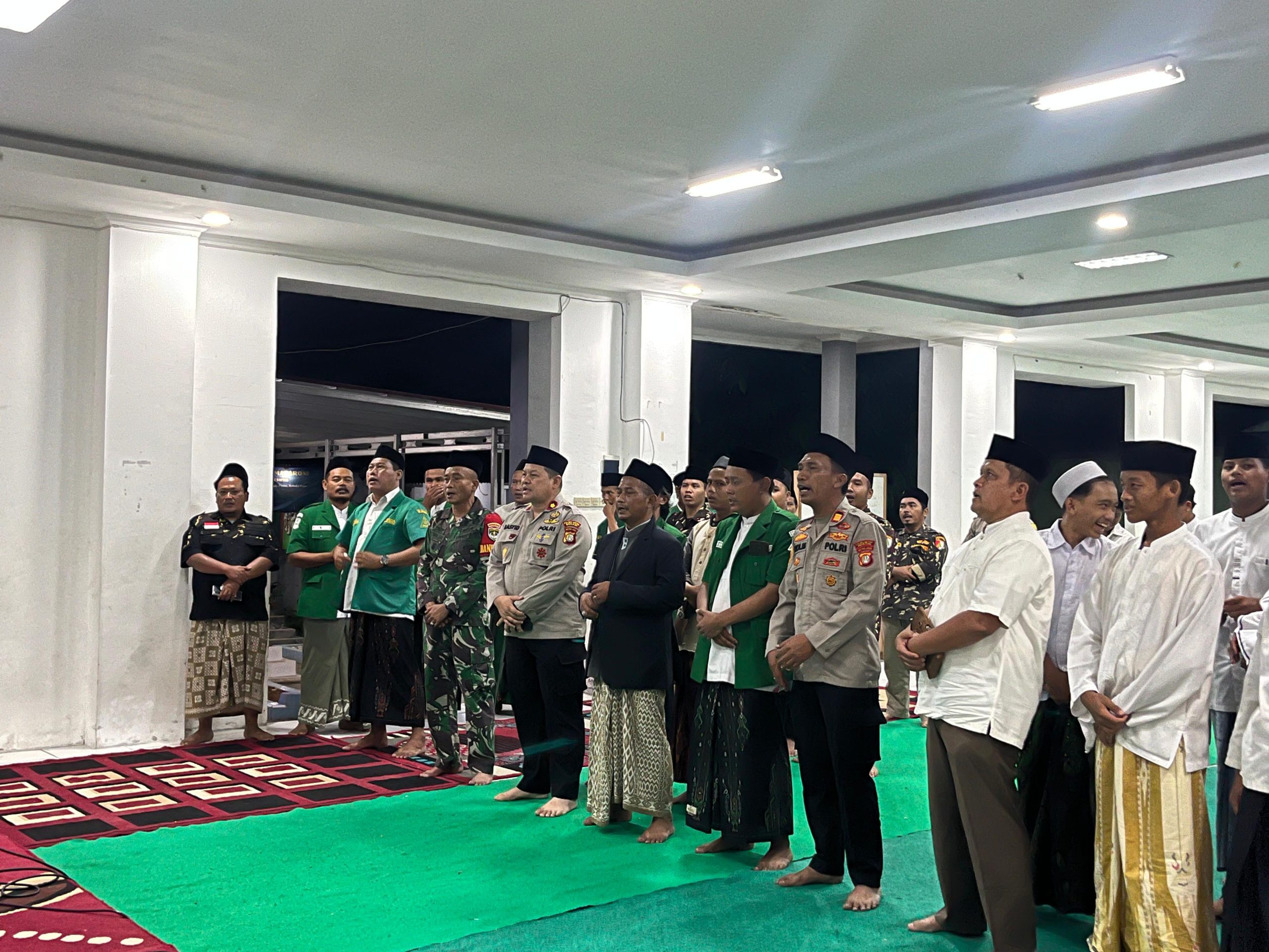Polsek Cibarusah Amankan Peringatan Maulid Nabi Muhammad SAW di Pondok Pesantren Al-Baqiyatussholihat