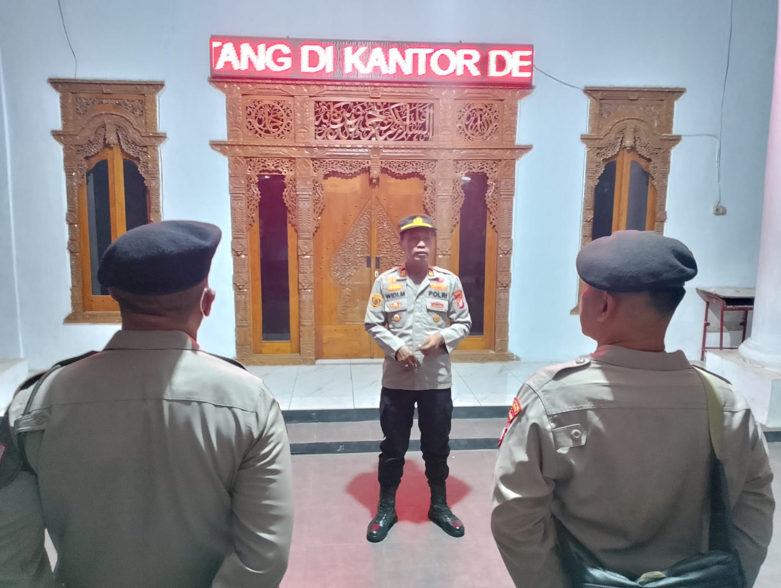 Polsek Cibarusah Gelar Apel Gabungan Patroli Skala Besar