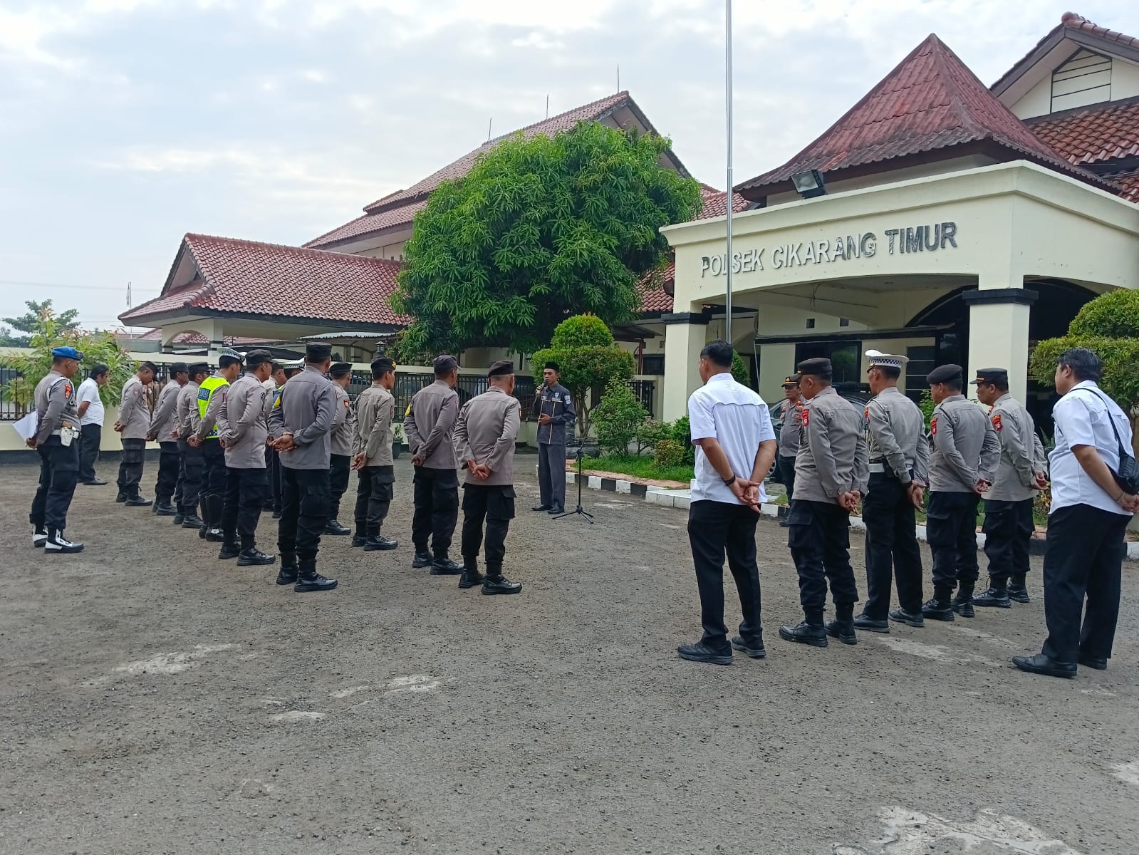 Polsek Cikarang Timur Gelar Bimbingan Rohani dan Mental (Binrohtal)