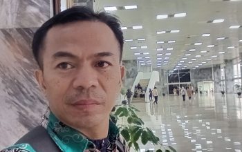 Jihad Harta dan Jihad Guru, Menteri Agama Benturkan