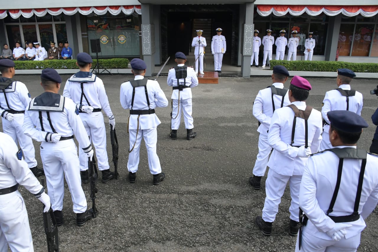 TNI AL 80 Tahun : Lanal Palembang Peringati Dengan Upacara Dan Syukuran
