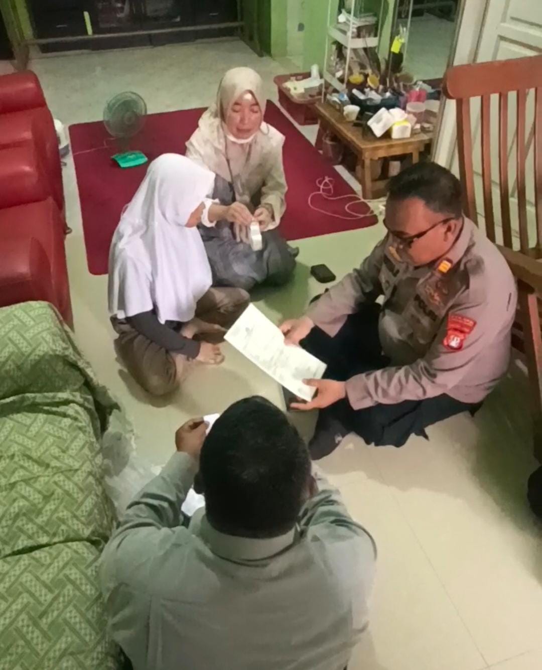 Pelayanan Jemput Bola SKCK untuk Warga Disabilitas, Polsek Serang Baru Tunjukkan Komitmen