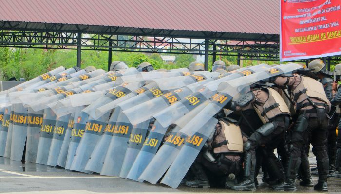 Wujud Profesionalisme Polri, Polda Sumut Gelar Latihan Penanganan Massa Aksi Unras Secara Humanis Wujud Profesionalisme Polri, Polda Sumut Gelar Latihan Penanganan Massa Aksi Unras Secara Humanis