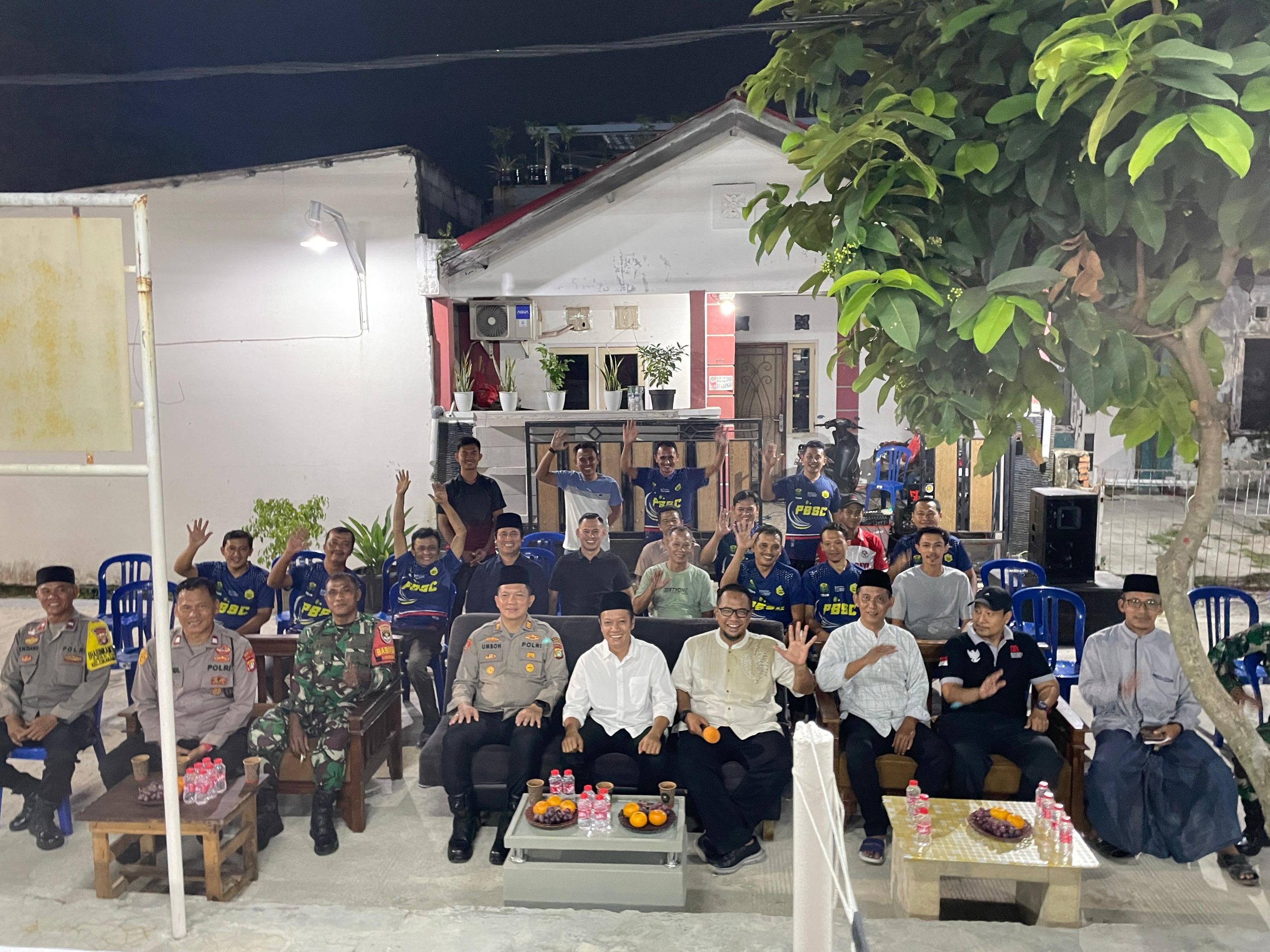 Kapolsek Cikarang Pusat Gelar Jumat Curhat, Warga Curhat Soal Curanmor