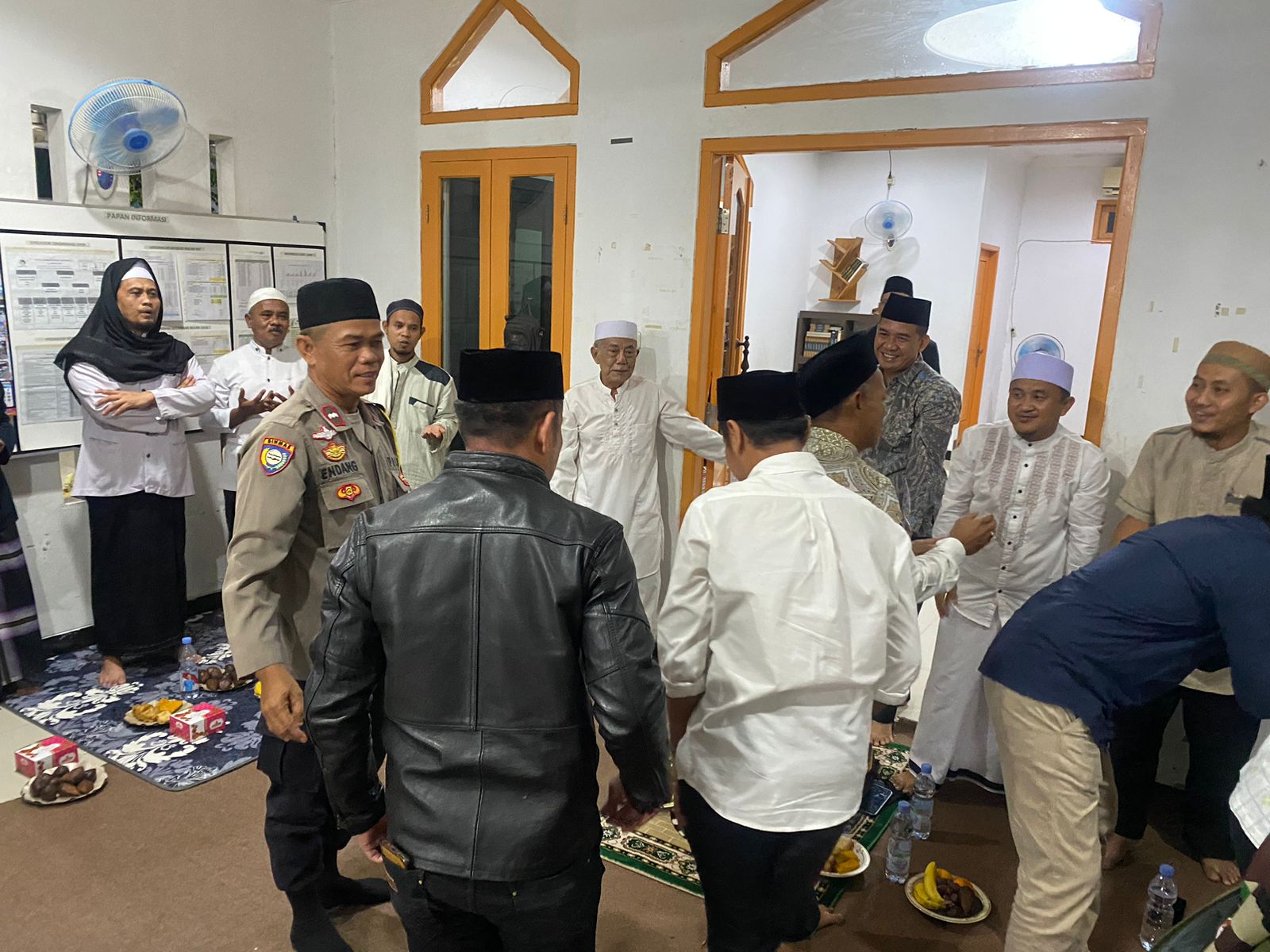 Peringatan Maulid Nabi Muhammad SAW di Cikarang Pusat, Kapolsek Ajak Warga Jaga Kerukunan