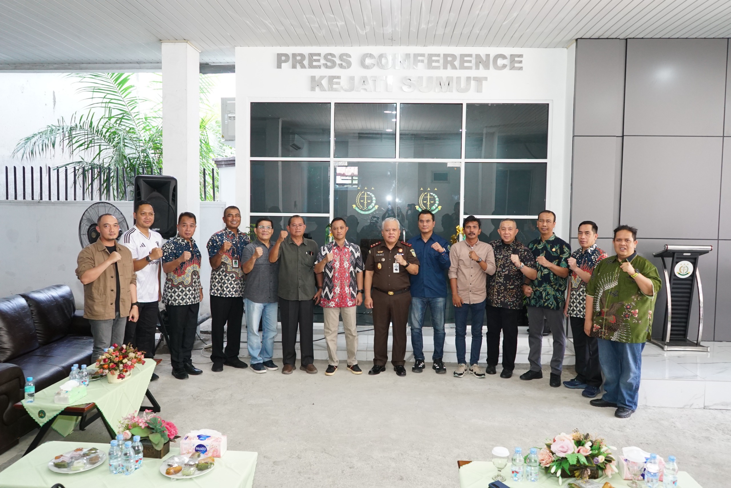 Kejatisu Meresmikan Ruang Press Conference, Sebagai Sarana Baru Dalam Mendukung Transparansi