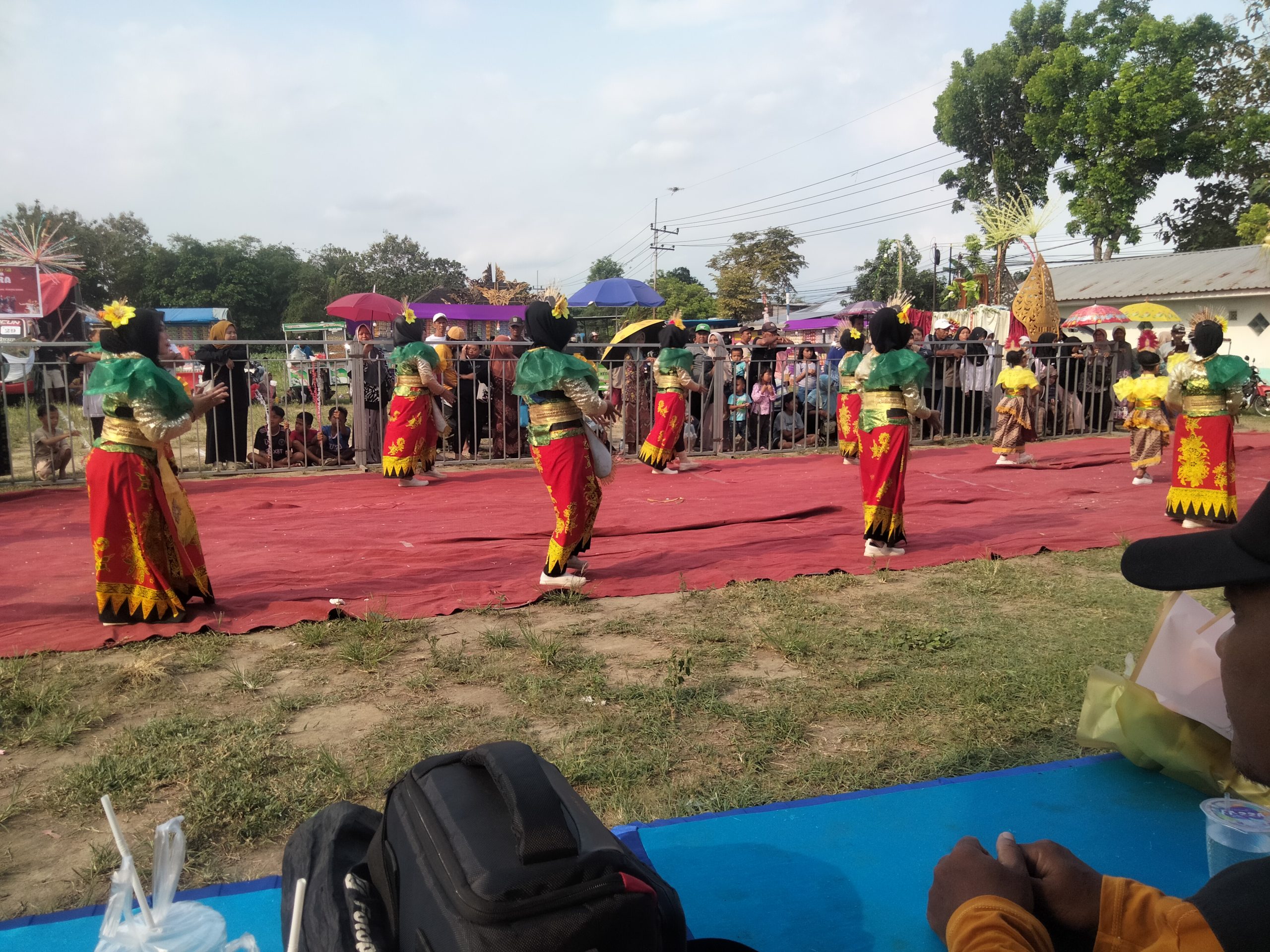 Karnaval Umum Desa Grati-Lumajang Meriahkan HUT RI ke- 80