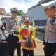 Satlantas Polres Bondowoso gelar bakti sosial untuk ojol, tukang becak, dan supoltas, wujud kepedulian Polri kepada masyarakat kecil