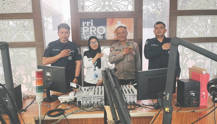 Sinergi Polisi dengan Warga : Penguatan Sistem Keamanan Lingkungan Lewat Pos Kamling