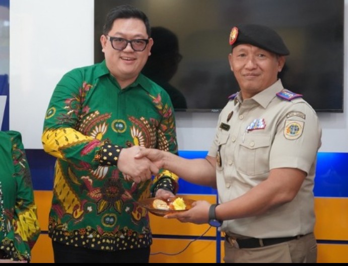 Pemotongan Tumpeng Warnai Syukuran Peringatan Hari UUPA ke-65 di BPN Bondowoso