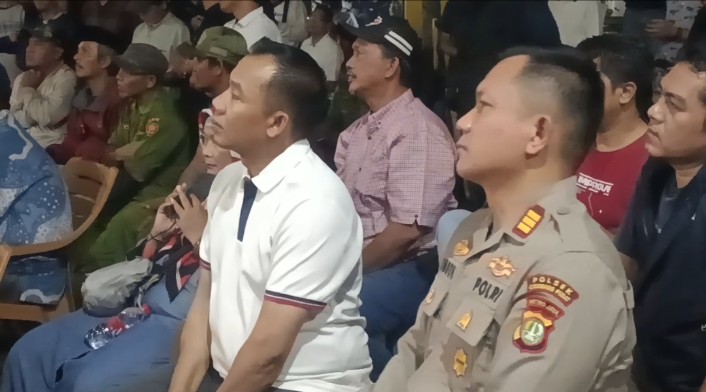 Kapolsek Cikarang Pusat Dampingi Kapolres dalam Giat Ngopi Kamtibmas
