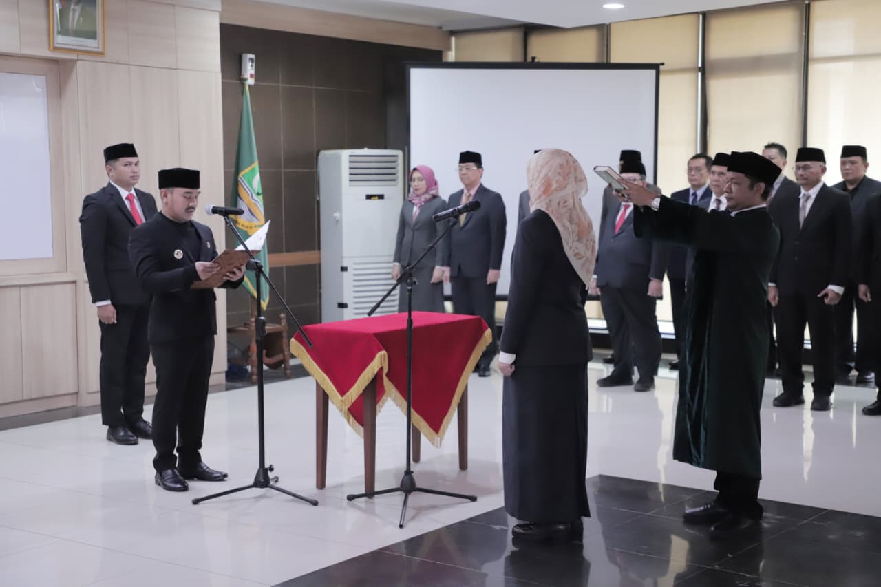Bupati Bekasi lantik Ida Farida Jadi PJ Sekda Kabupaten Bekasi