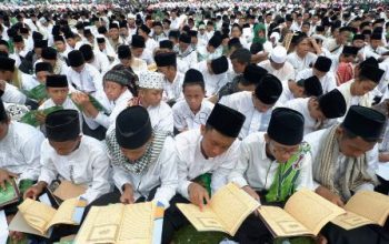Khutbah Jumat: Jasa dan Peran Santri dalam Membangun Negeri