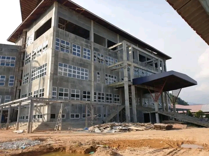 Empat Tahun Anggaran, Kantor Bupati Tapteng Belum Rampung: Publik Minta Transparansi