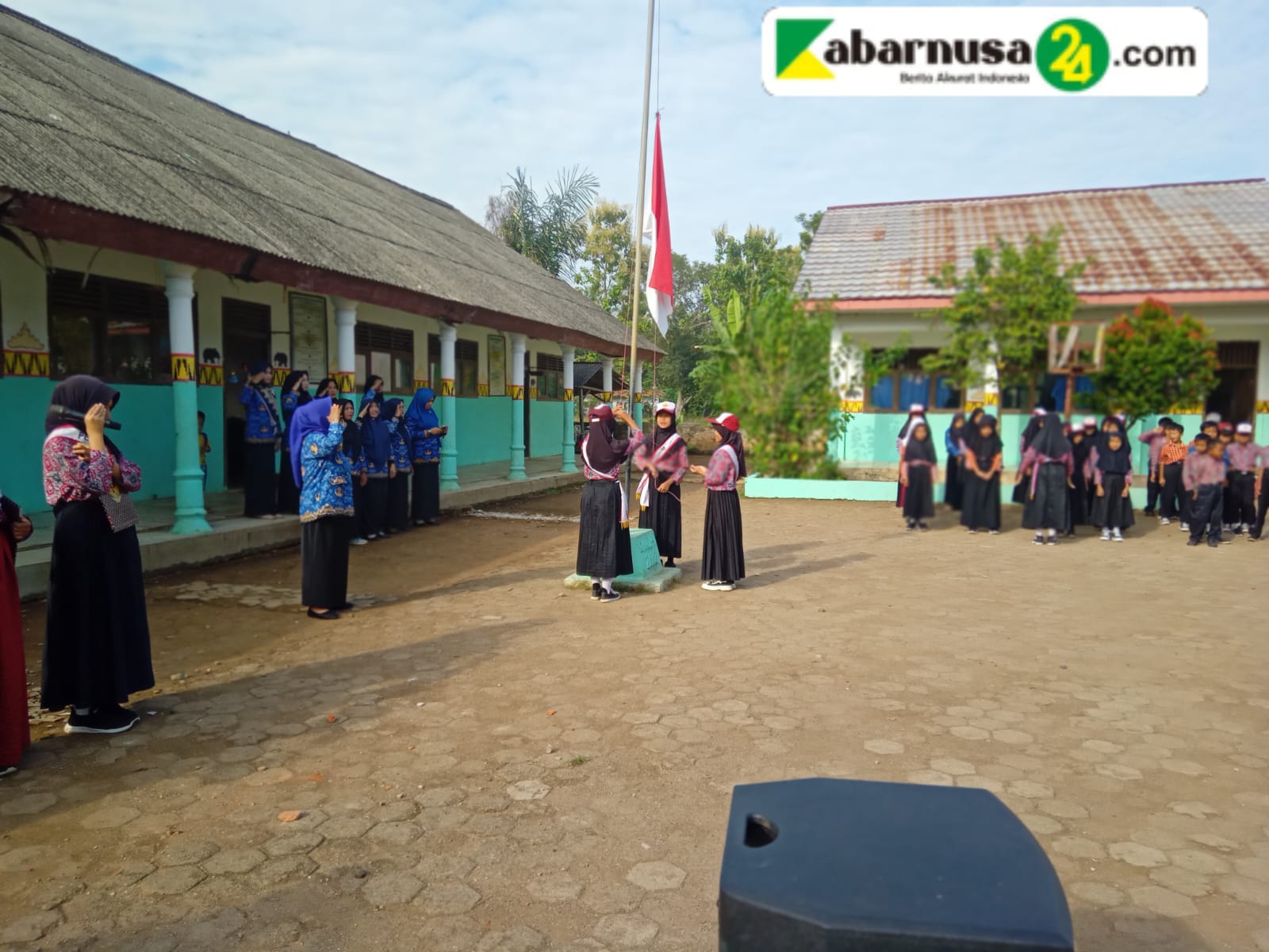SDN 01 Cempaka Gelar Upacara Hari Kesaktian Pancasila