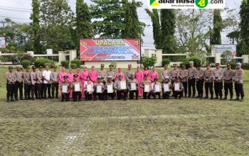 Kapolres Lampung Utara Pimpin Upacara  Pengabdian  Dan Pemberian  Reward  Kepada  Personel