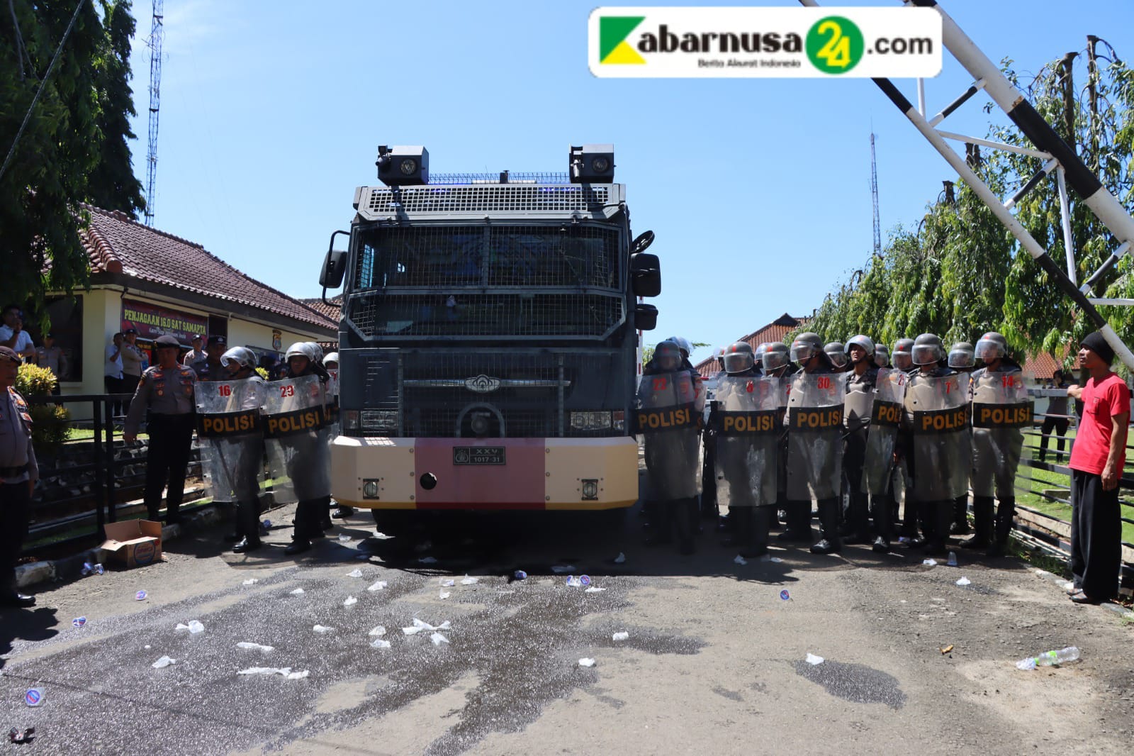 Tingkatkan Keamanan, Polres Lampung Utara Gelar Simulasi Sistim Pengamanan Mako