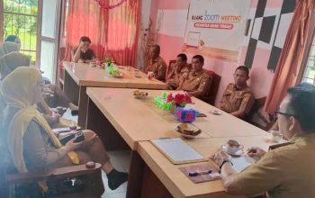 Camat Abung Tengah  Kasim S.E.,M.M ., Pimpin Apel  Pagi Dan Coffee Morning  Di Kantor. Kecamatan Abung  Tengah