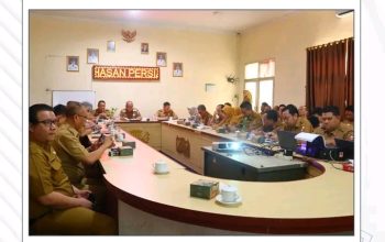Sekda Pimpin Rapat   Pembahasan Persiapan Evaluasi  Program Pemberantasan Korupsi