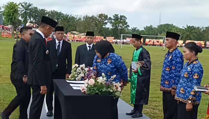 Bupati PALI Asgianto ST, Lantik 1,469,PPPK di Lapangan Gelora November Komperta Pendopo.