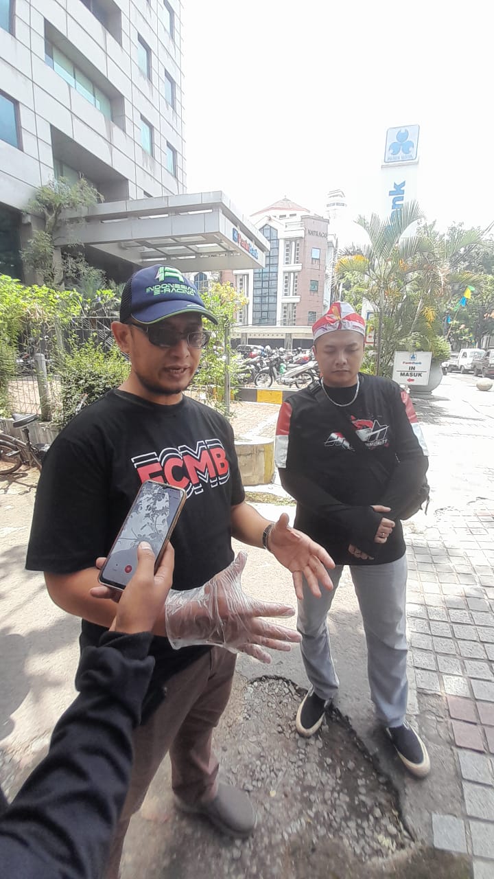 Keren! Bakesbangpol Kota Bandung Kolaborasi FCMB dan MPH, Bebersih Kota Bandung