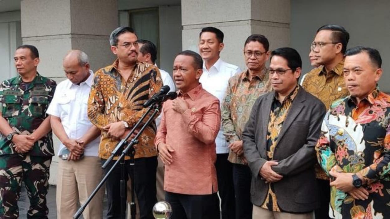 Bupati PALI Asgianto ST, Hadir langsung Dalam Rapat Tim Gabungan Penanganan Sumur Minyak