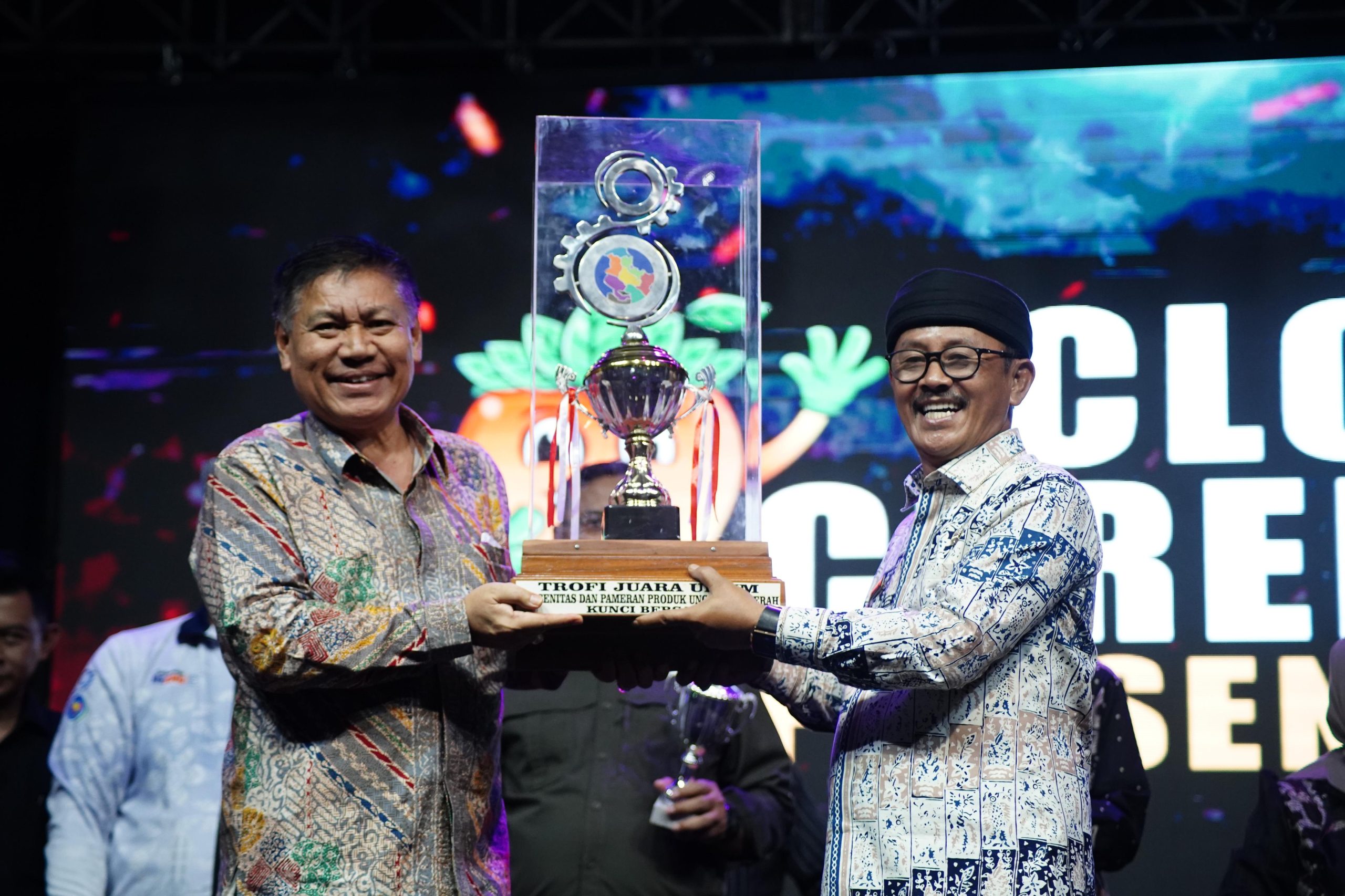 ‎PORSENITAS XII dan Pameran Produk Unggulan KUNCI BERSAMA 2025 Resmi Ditutup: Indramayu Juara Umum