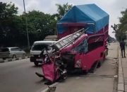 Tabrakan Maut di Soekarno Hatta Palembang, Satu Pengemudi Truk Tewas Mengenaskan