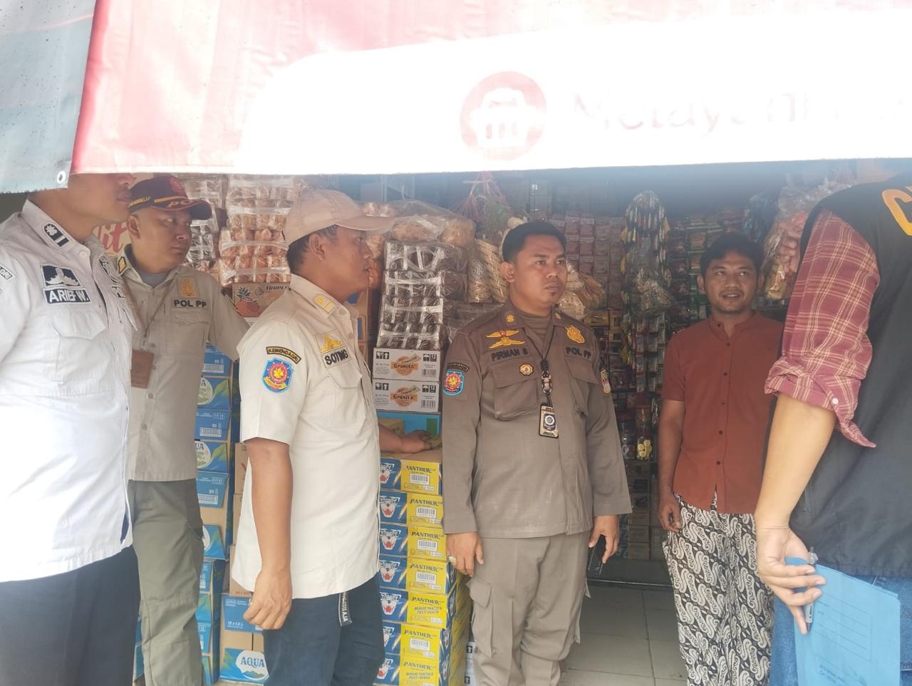 2.416 Rokok Ilegal Berhasil Diamankan Pol PP Kabupaten Bekasi Bersama Bea Cukai Bekasi dan TNI