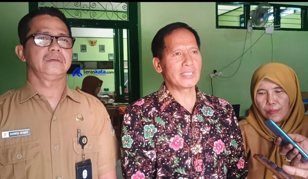Disidak Wabub Tulungagung, PLT. Kepala Sekolah SMPN 1 Kendungwaru Janji Segera Salurkan Ijasah