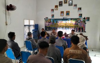 Kasat Binmas Polres PALI Tingkatkan Kapasitas Kasatkamling di Desa Sinar Dewa