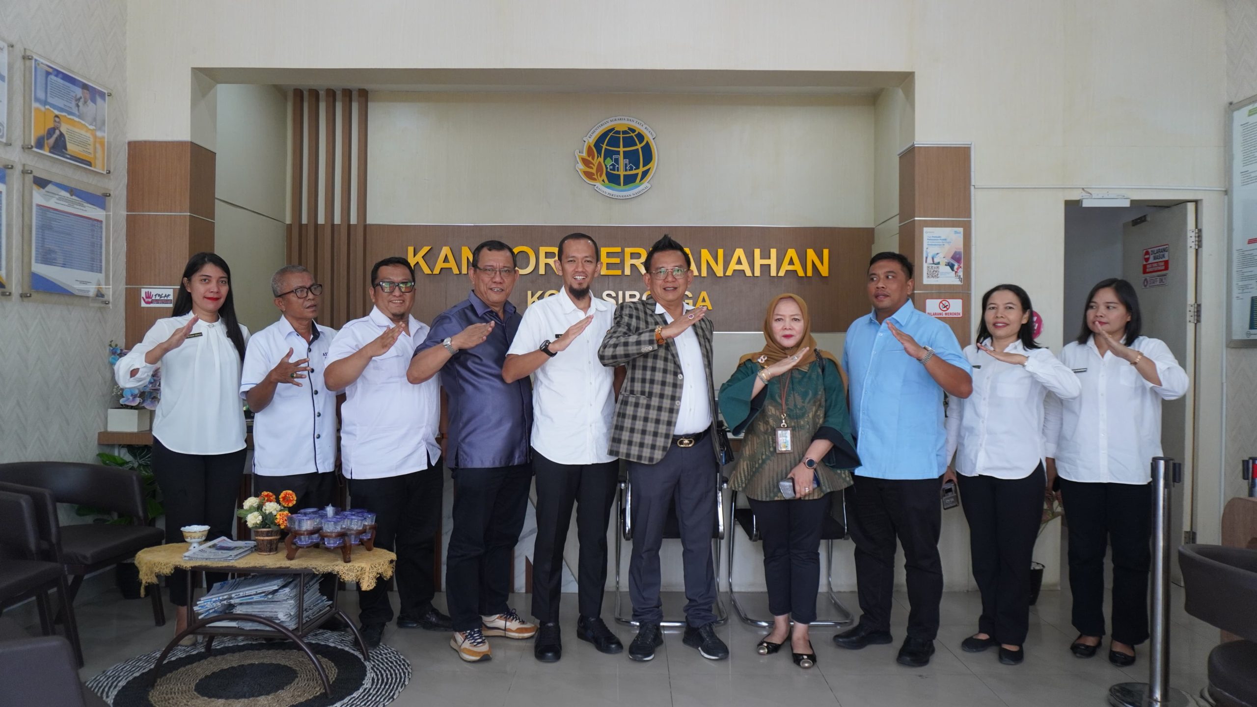 Viral di Sibolga Fraksi Golkar Gagas Program Rumah di Atas Laut Bisa Dapat Sertifikat Pertanahan