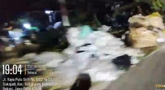 Tumpukan Limbah Plastik Di Bantaran Sungai, Kepala Desa Suka Jadi Tutup Mata, Pemda Diminta Segera Bongkar Bangli dan Usut Ijin Usaha