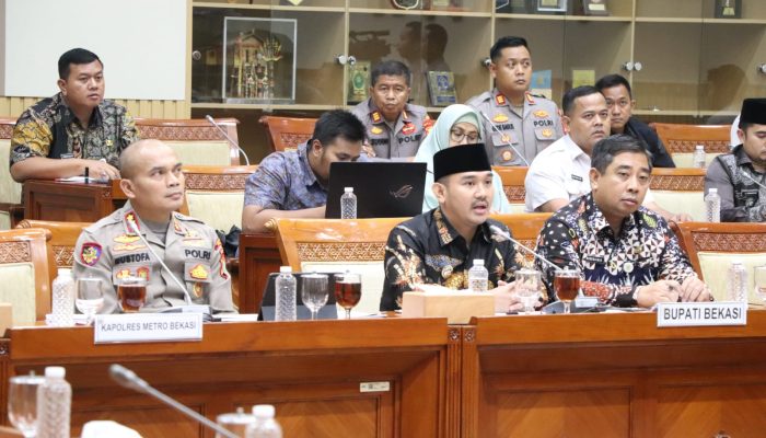 Bupati Bekasi Bersama Komisi III DPR RI Bahas Solusi Penataan Musala di Perumahan Vasana