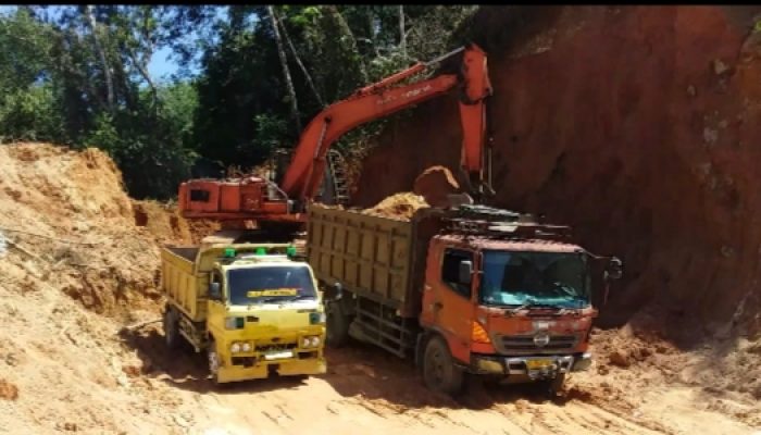 Aktivitas Galian C di Kelurahan Bona Lumban, Kecamatan Tukka Diduga Ilegal, Pelaku Klaim Sudah Bayar PAD
