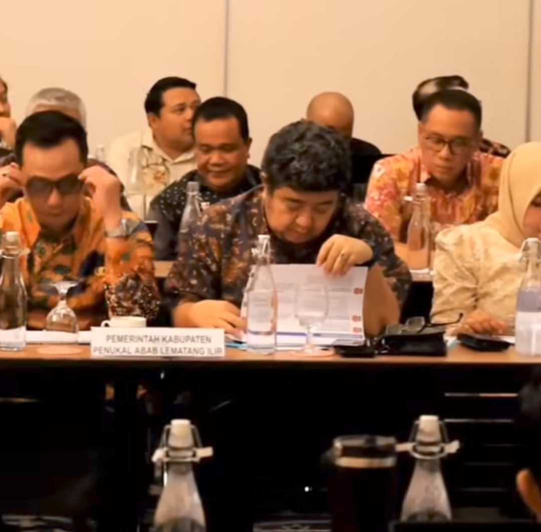 Bupati PALI Asgianto, S.T. Menghadiri Pembahasan Rancangan Peraturan Daerah Tentang Rencana Tata Ruang Wilayah