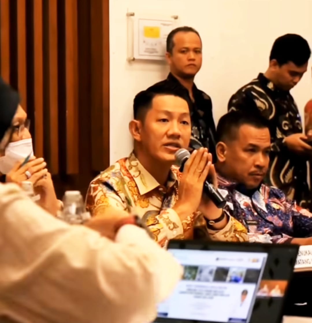 Bupati PALI Asgianto, S.T. Menghadiri Pembahasan Rancangan Peraturan Daerah Tentang Rencana Tata Ruang Wilayah