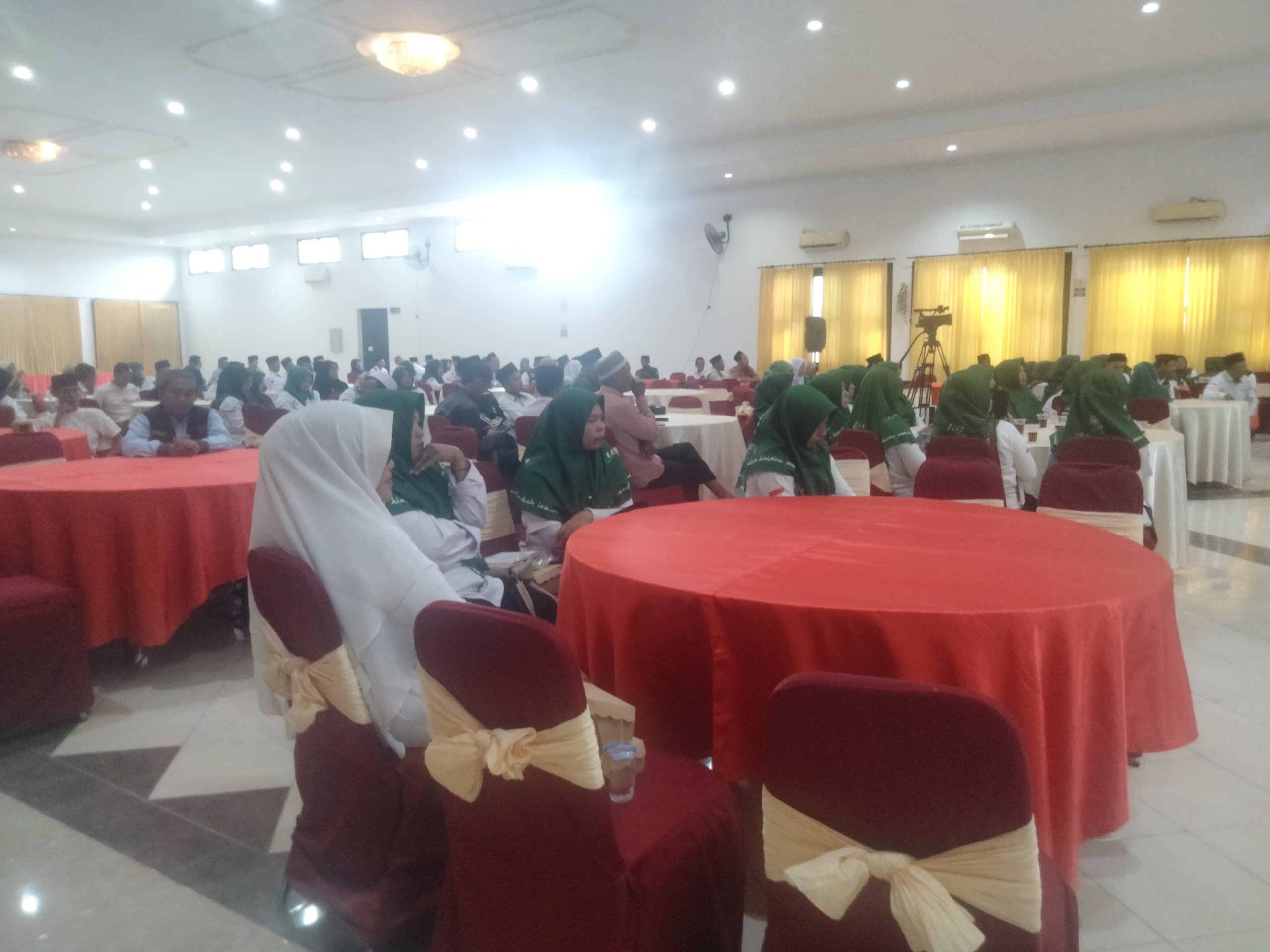 Tingkatkan Kwalitas Pengelolaan Zakat di MWC ,Lazisnu Lumajang Gelar Madrasah Amil