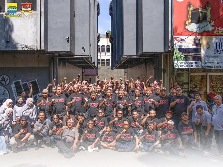 Keren! Bakesbangpol Kota Bandung Kolaborasi FCMB dan MPH, Bebersih Kota Bandung