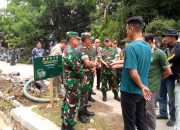 Tim Wasev TMMD ke-126 Kodim 0616/Indramayu Tinjau Pengerjaan TPT, Rutilahu, dan Pengerasan Jalan di Desa Longok