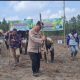 POLSEK PENUKAL UTARA DUKUNG PROGRAM SWASEMBADA PANGAN MELALUI PENANAMAN JAGUNG DI DESA KOTA BARU