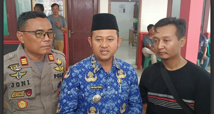 Terkait Demo Desa Manggungan Camat Terisi Pastikan akan Layangakan Surat Ke Bupati dan Inspektorat Indramayu