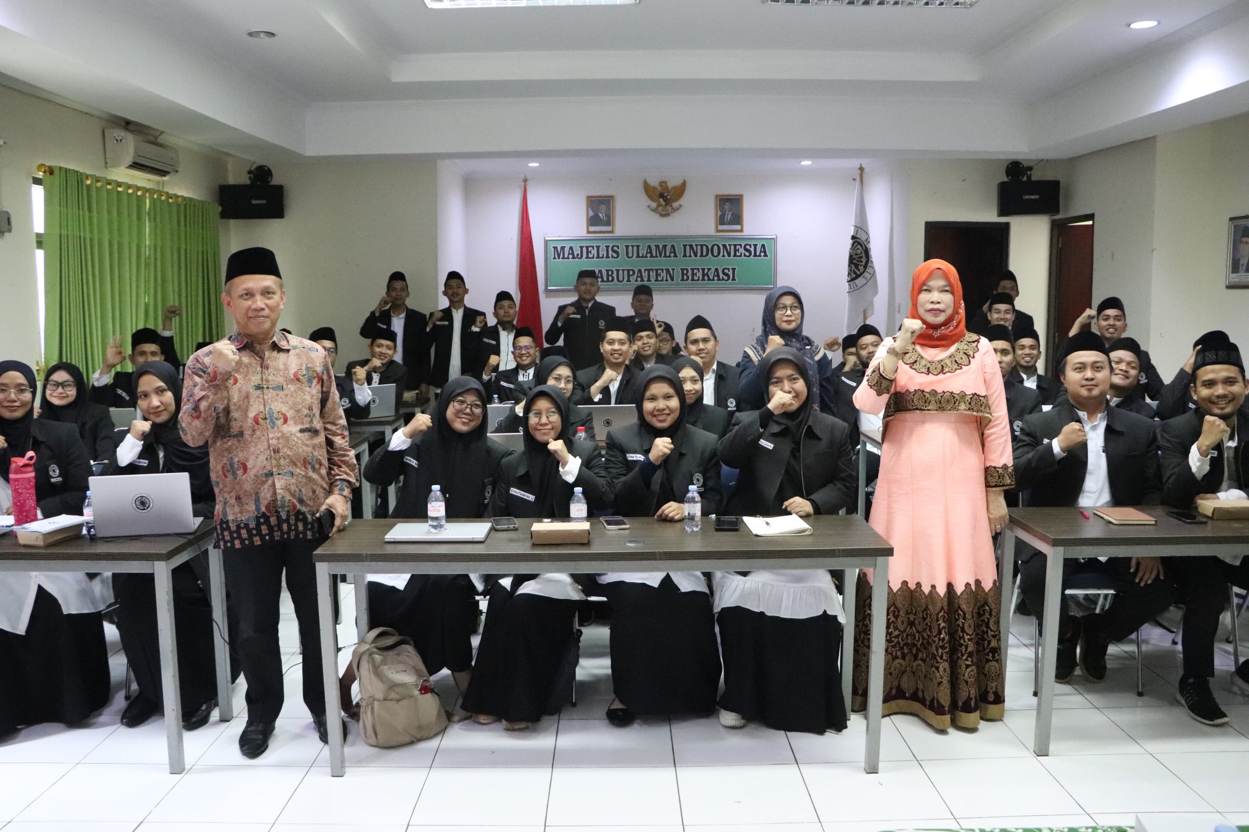 Ciptakan Ulama Muda berbasis Digital, MUI Bekasi Gembleng 40 Mahasantri